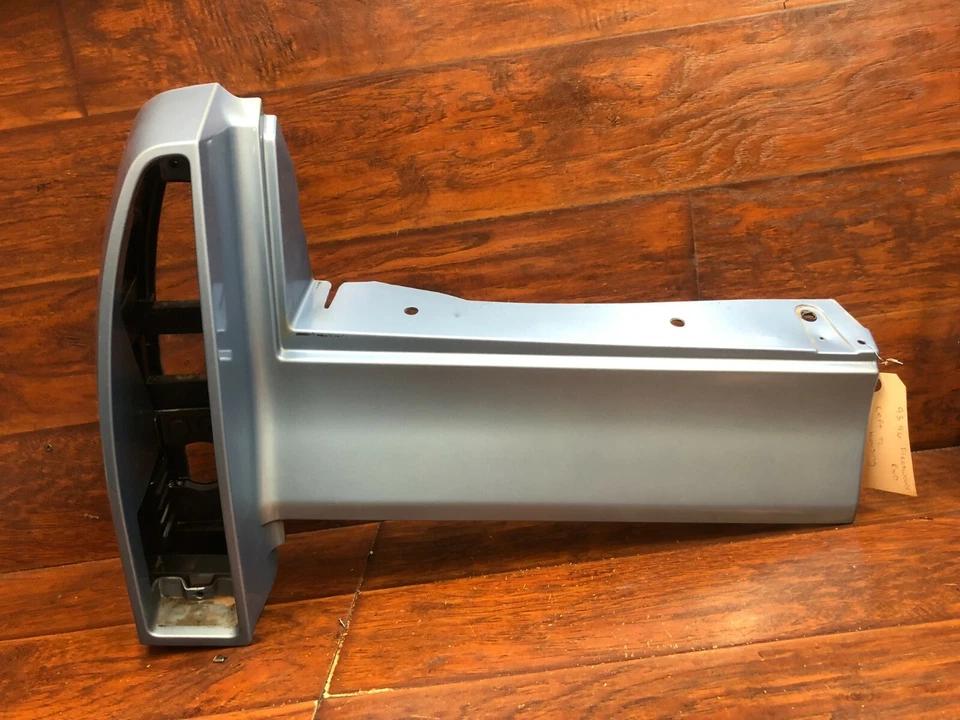 Cadillac Fleetwood tracción trasera: 1993, 1994, 1995, 1996, extensión del parachoques izquierdo - azul Foto 3 de 4