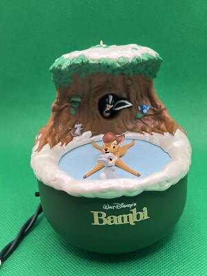 2001 ''Bambi Discovers Winter'' Hallmark Disney Magic Ornament