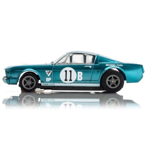 AFX 22071 Mega-G+ 1965 Shelby GT350R Donohue HO Slot Car - Picture 4 of 4