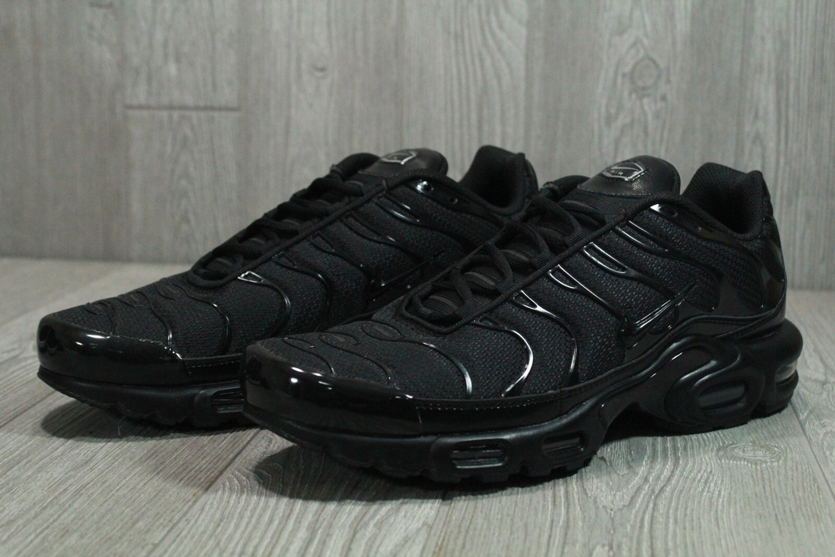 Nike Air Max Plus Triple Black Shoes Sneakers 604133-050 Mens Size