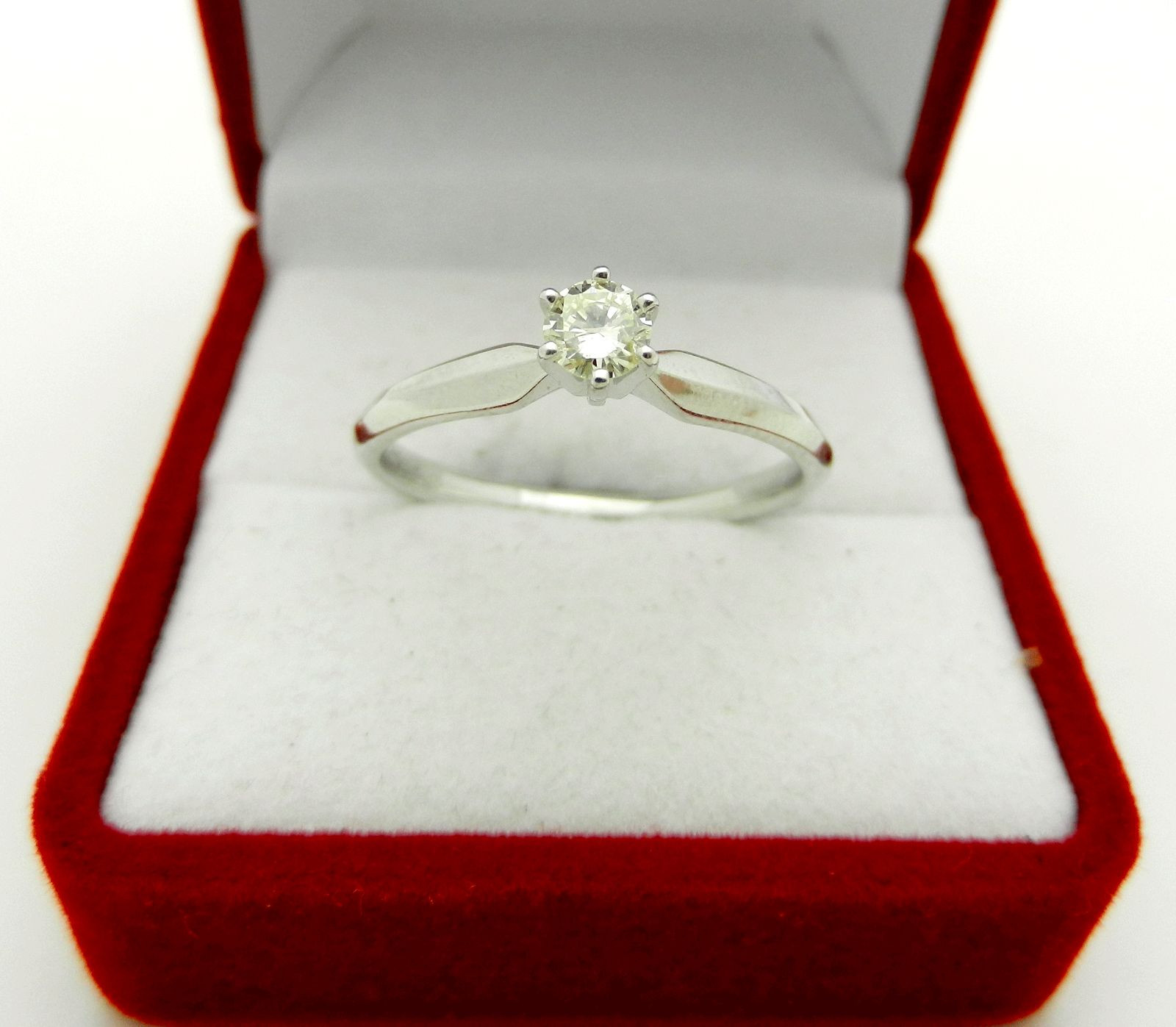 Solid 14k White Gold Solitaire Round Diamond 1/5 … - image 4