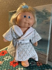 Cabbage Patch Kids Splashin' Kids Girl Doll- Robe underwear HM 1