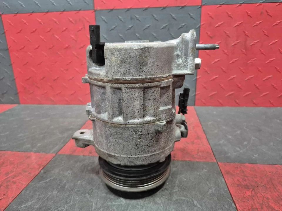 2014-19 Chevrolet Silverado 5.3 AC Air Conditioning Compressor #84203714 Tested - Image 4 of 4