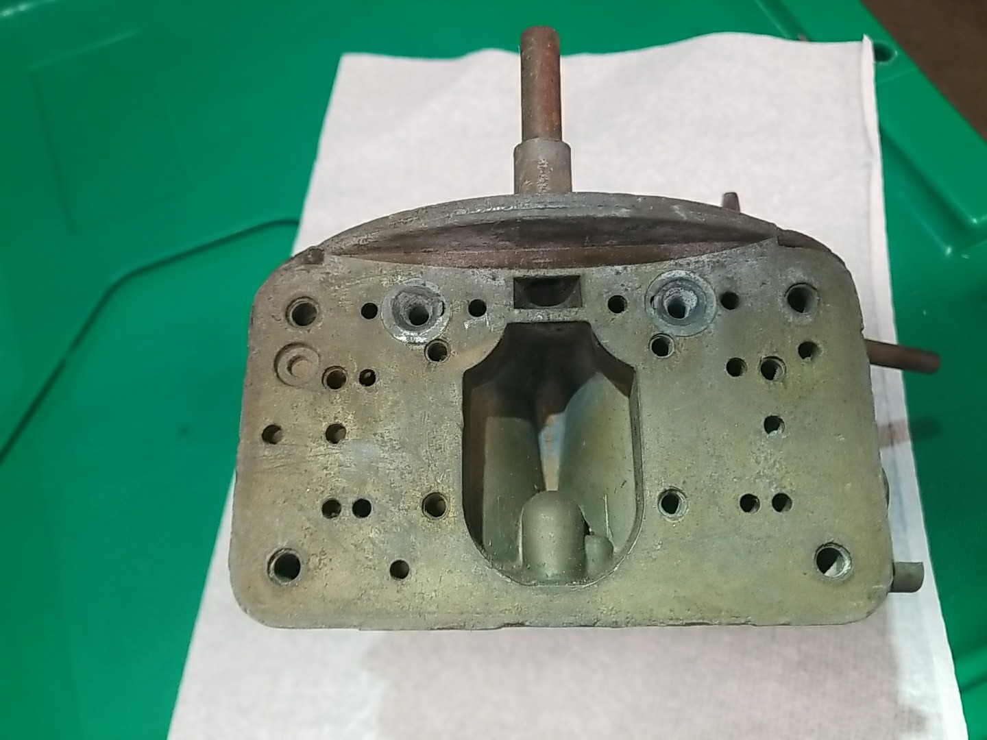 Factory Ford GT 390 Holley 4 BBL Carburetor Main Body LIST 3557 C6OF 9510 N  652