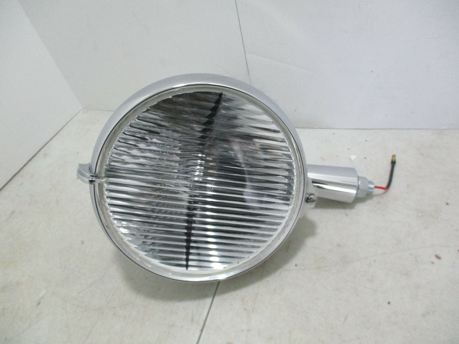 BENTLEY MARK VI & 'R-TYPE center spot light  7"  with extinded base