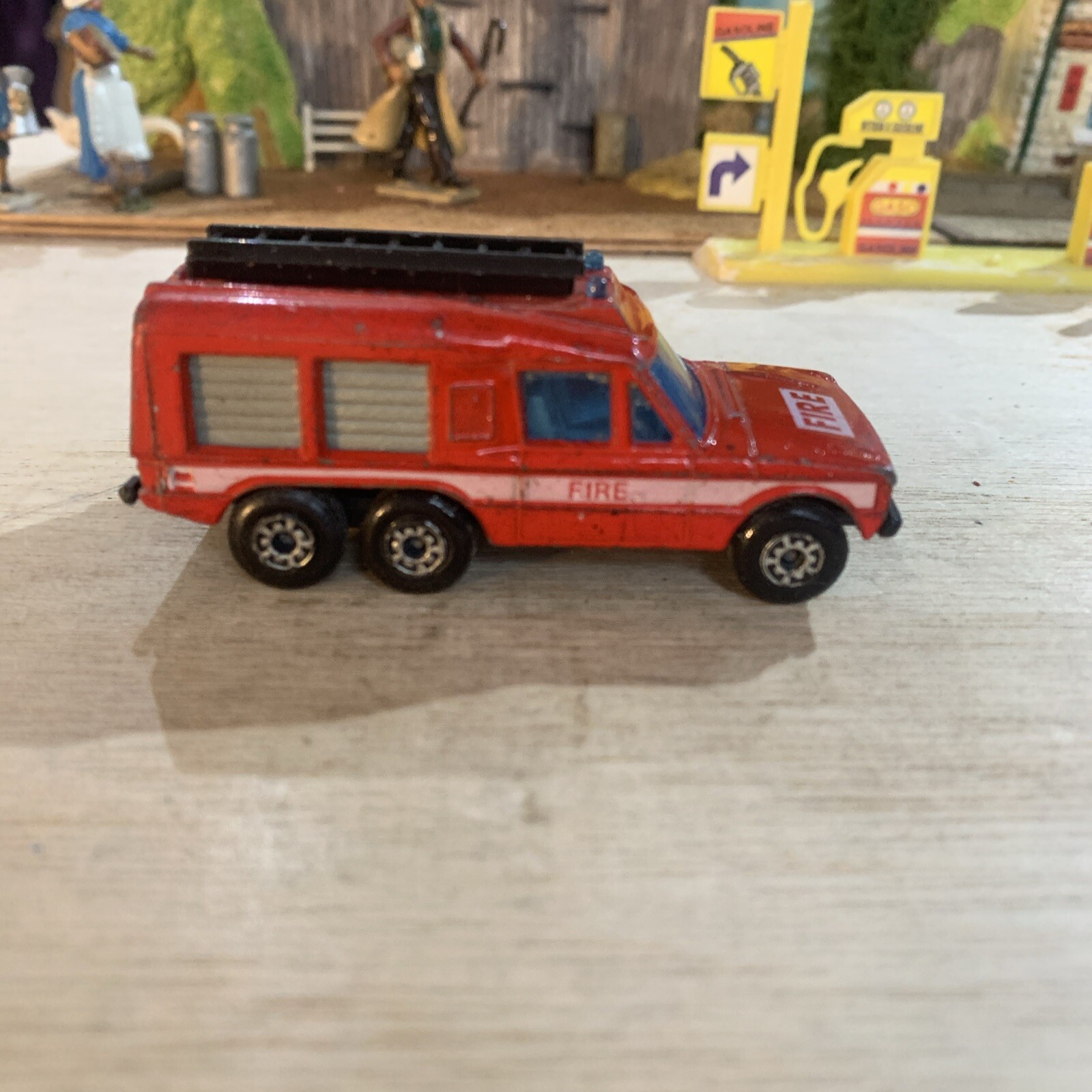 BULGARIAN MATCHBOX #57 CARMICHAEL COMMANDO RED 