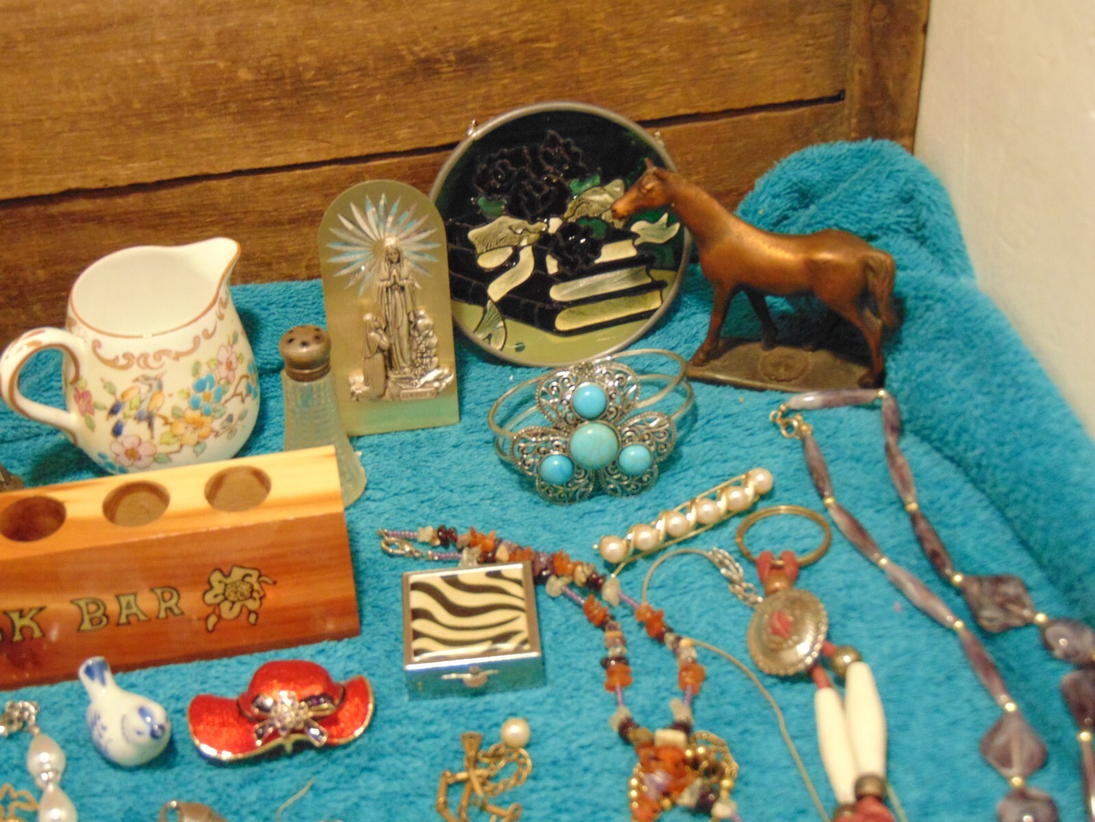Jewelry lot Vintage To Now, Storage Locker Finds, Estate sale Finds eBay