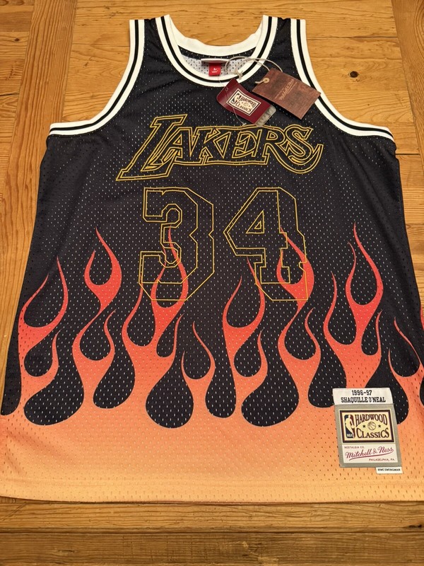 NWT Large L Mitchell & Ness LAKERS 96-97 SHAQUILLE O'NEAL Flames Swingman Jersey