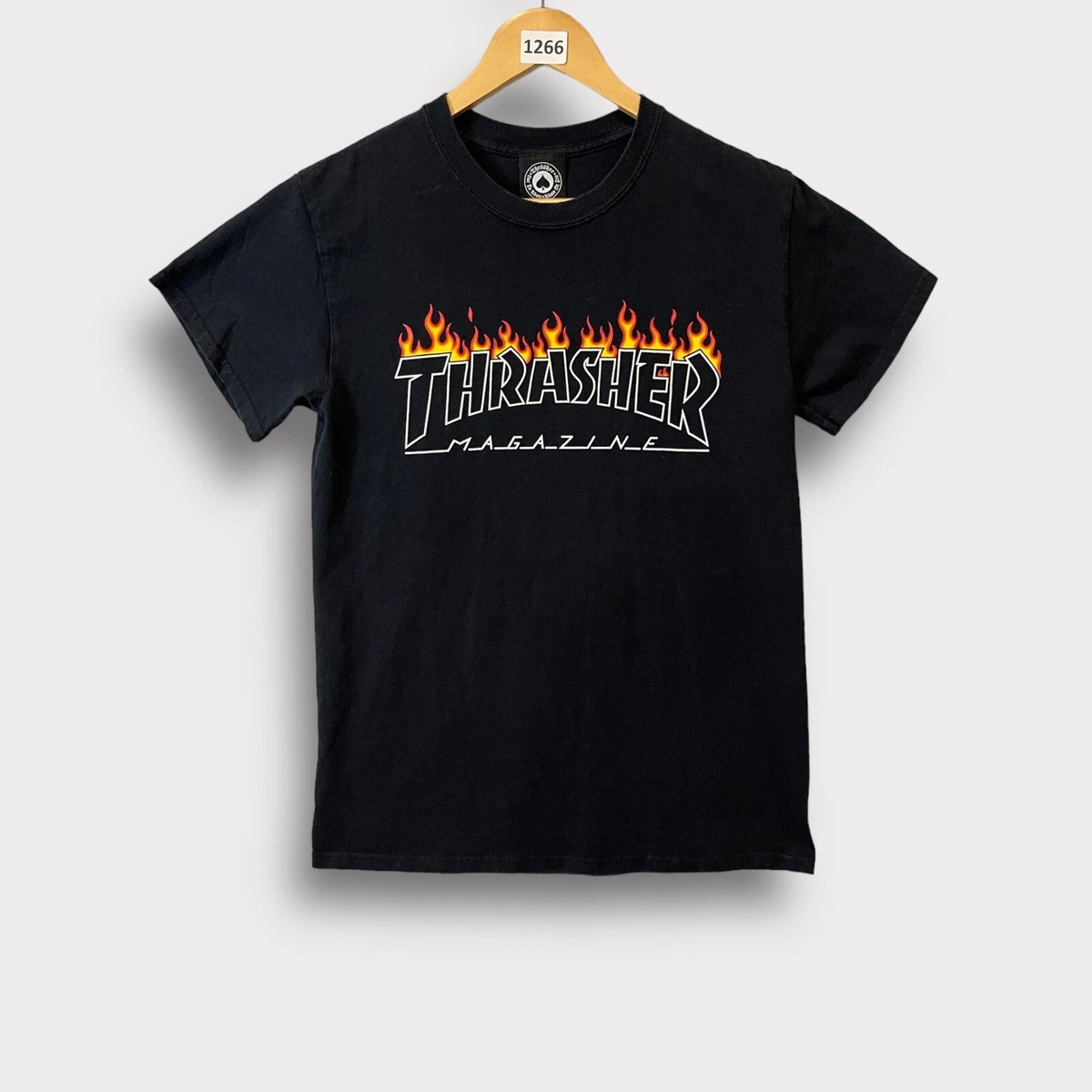 Thrasher Skateboard Magazine Skater Black T Shirt Orange Flame Logo Mens Small