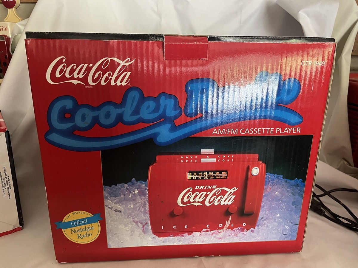 1980's COCA-COLA COOLER AM-FM RADIO / CASSETTE PLAYER STILL IN