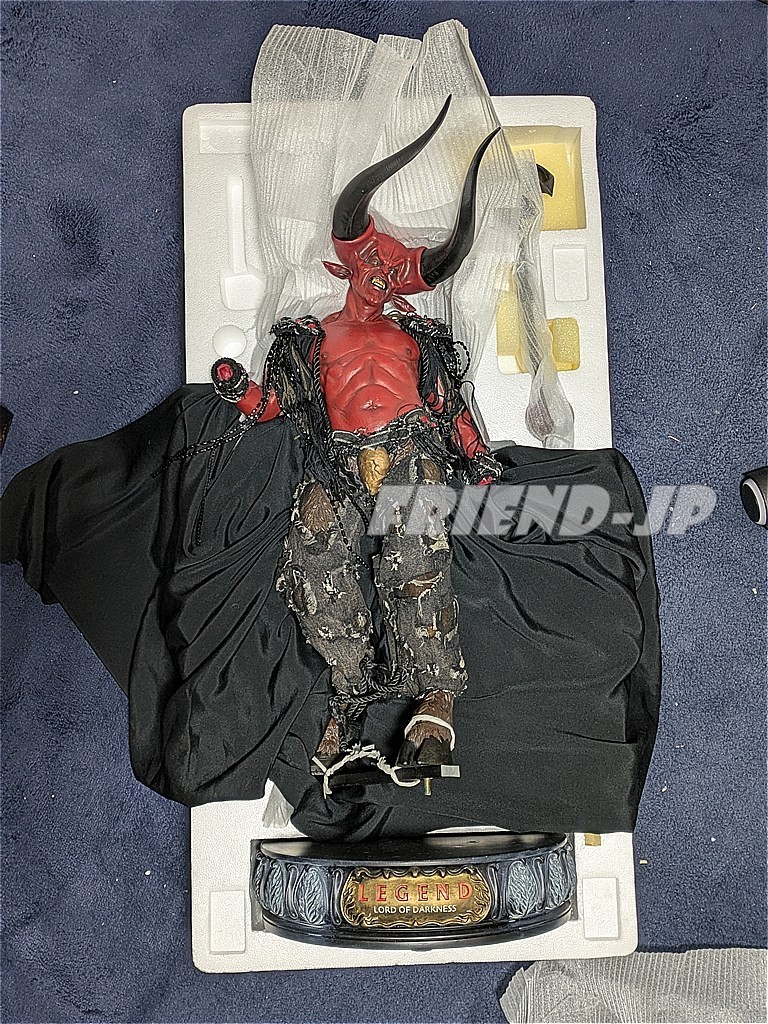 Sideshow Collectibles カタログ＆ DVD Lady Death Figure Sideshow