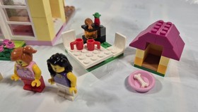 Lego Juniors #10686 Family House 2015 - 100% Complete with Instructions