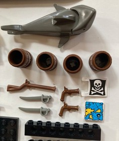 Lego Pirates: 6257 Castaway's Raft & 6295 Harbor Sentry- Both 100%  with Manuals