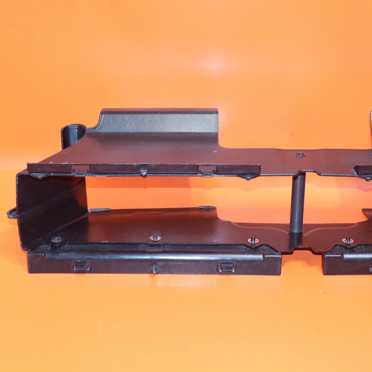 ROLLS ROYCE GHOST AIR DUCT BOTTOM 2019 2020 2021 2022 2023 51747495623 OEM