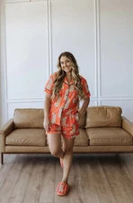 MOON RYDER BRIGHT JUNGLE WILD SHORT LOUNGE SET