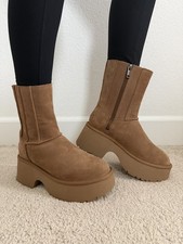 Ugg Classic Twin Seam New Heights Boots Size 7 Chestnut Suede Zipper Platform