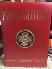 Firefighters by JoEllen L. Kelly (2003, Hardcover)