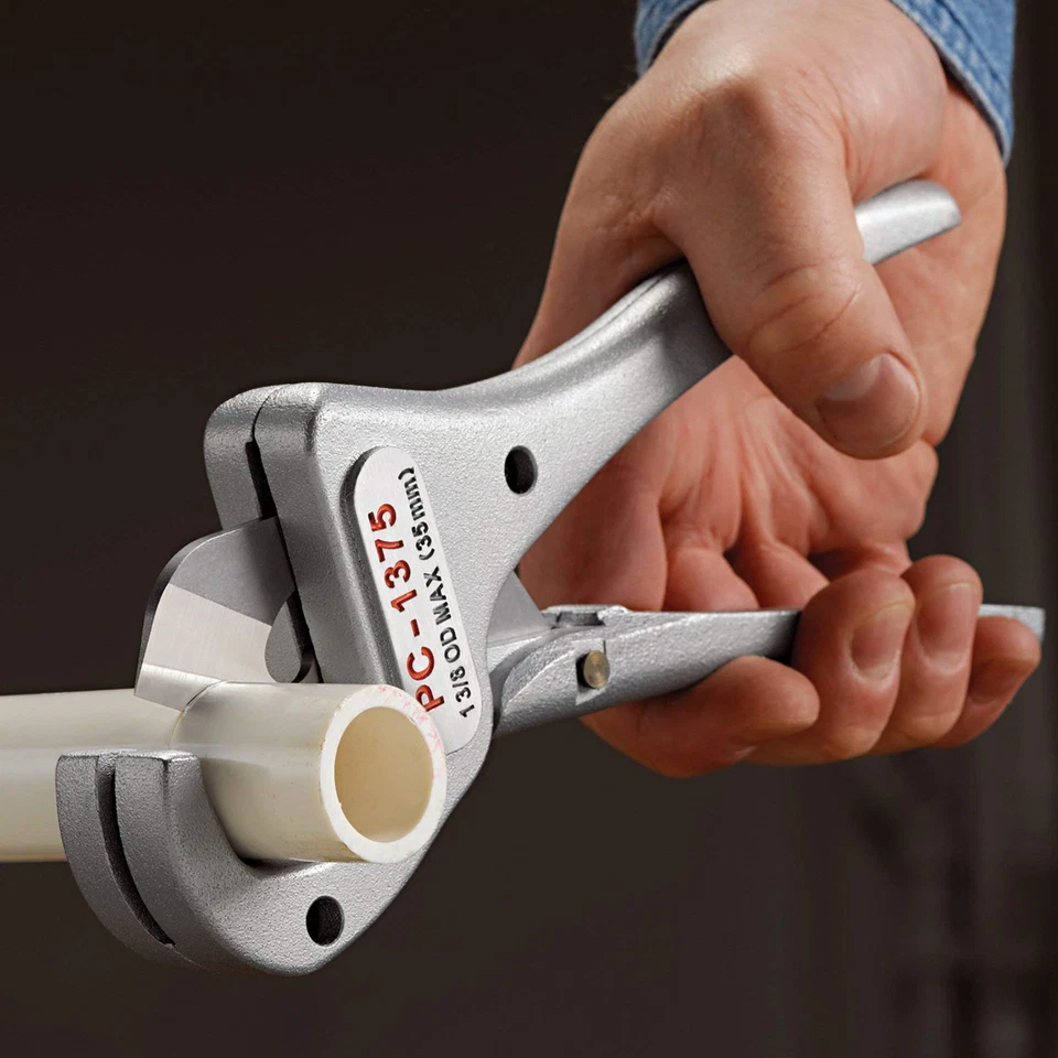 RIDGID Plastic Pipe Cutter 1/8"-1 3/8" Model No. PC-1375 ML - Image 2 of 2