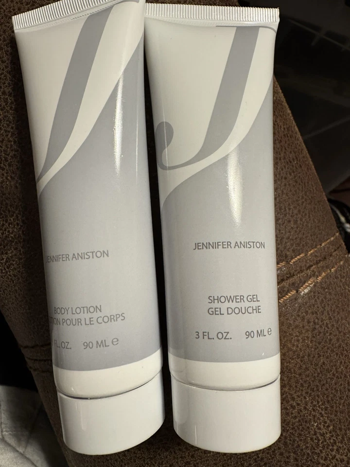 New Jennifer Aniston Fragrance Body Lotion and Shower Gel 3 fl oz each Sealed - Image 4 of 4
