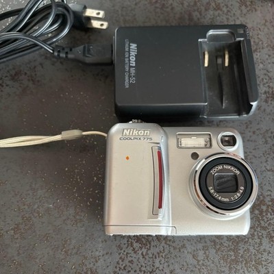 Nikon COOLPIX 775 Compact Digital Camera Tested Working Seller Japan