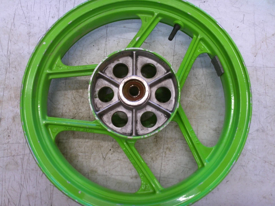 Llanta trasera Kawasaki Ninja 250R EX250F 1988-2007 Foto 2 de 4