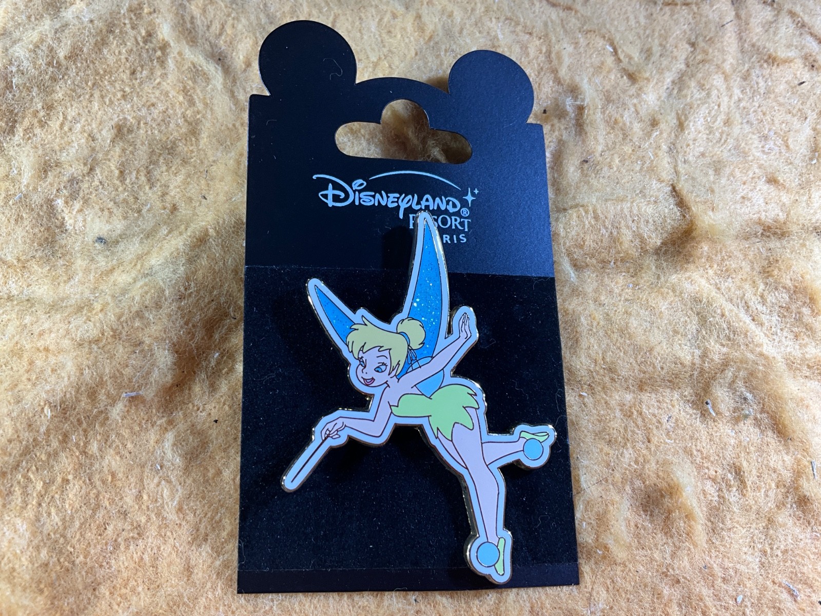 U12-8 DISNEY PIN - TINKER BELL FLYING - NEW