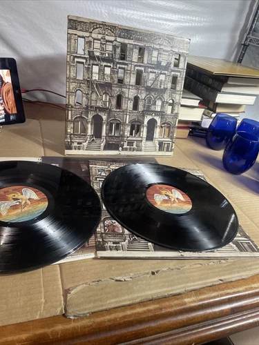 LED ZEPPELIN ~ PHYSICAL GRAFFITI 2 LP (1975) SS 2-200 2 LP Set