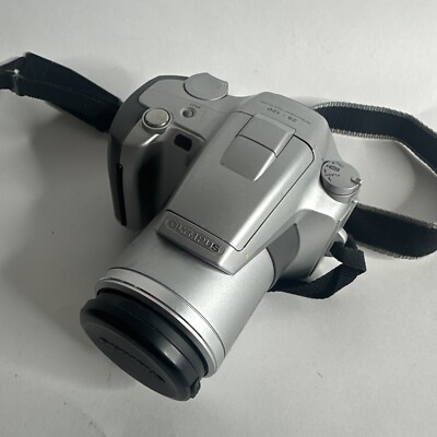 Olympus IS-500 35mm Film Camera Silver 28-120mm Zoom 4X High