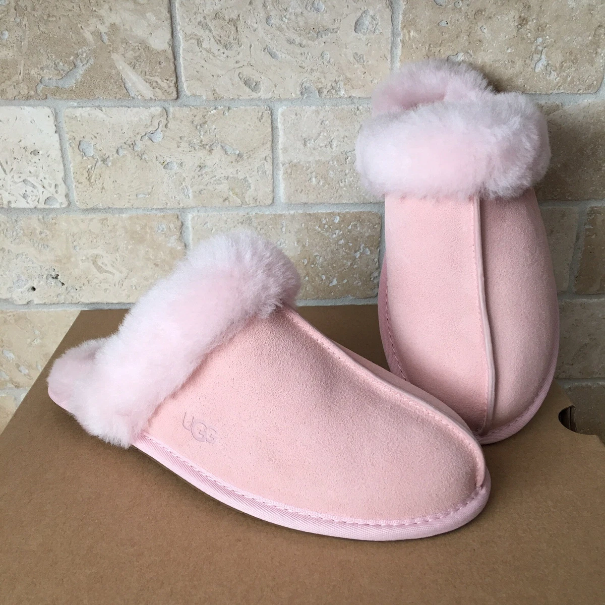 Wholesale Fuzzy Slippers, Fast Shipping