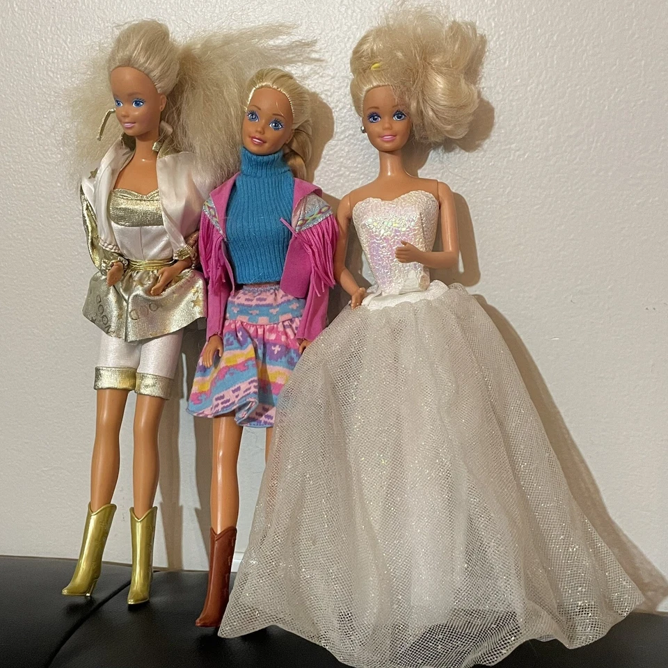 Lote Barbie Vintage (11 Muñecas) Incluye Ropa, Accesorios, Reparación 1966-1991 Foto 4 de 4