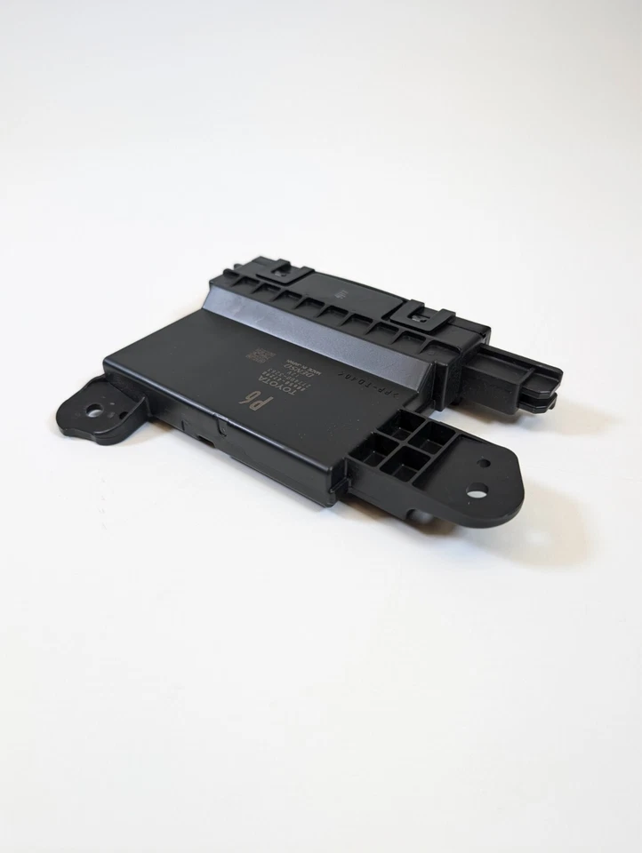 Módulo de unidad de control de aire acondicionado Toyota Prius Prime 2017-2019 8865047290 OEM Foto 4 de 4