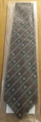 MENS QUALITY NECK TIE- CHARLESTON TIE RACK NOT HAND MADE SILK APPROX 58 IN 126