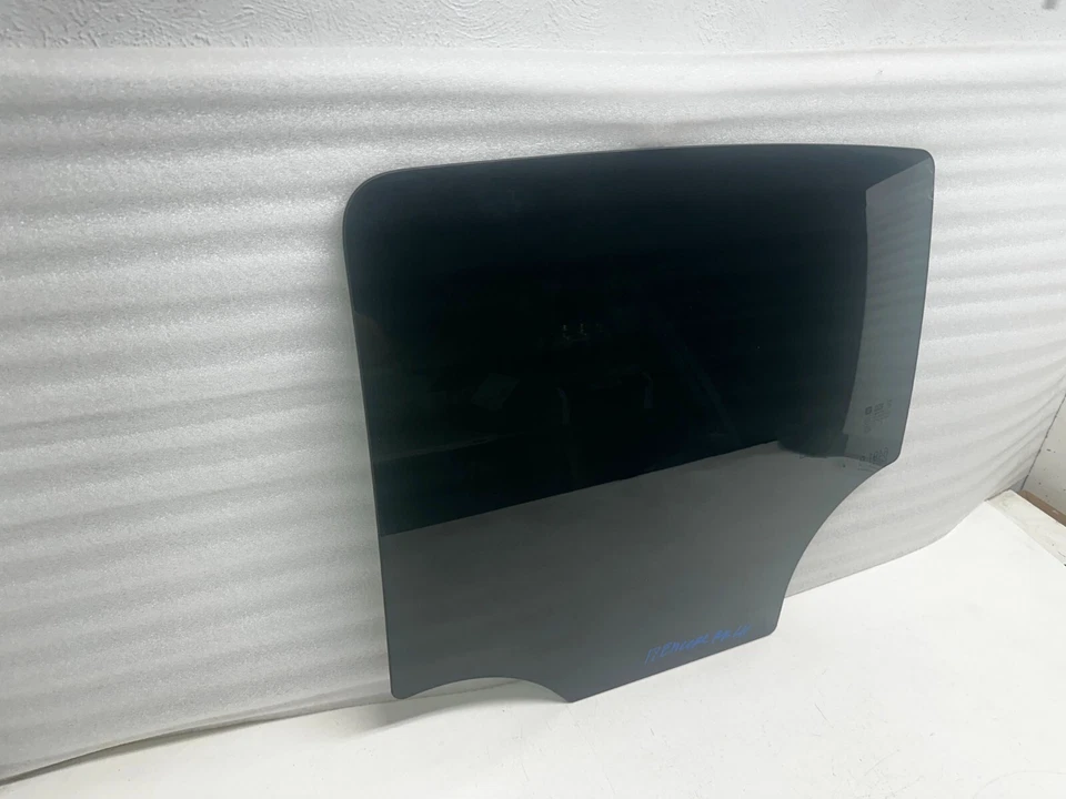 P407119 2013-2022 Buick Encore porta traseira janela vidro driver lateral fabricante de equipamento original - Imagem 2 de 4
