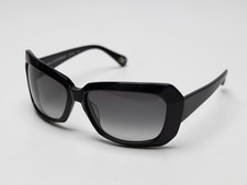 DVF Diane Von Furstenberg DVF517S Sunglasses Dark Gradient Lenses, Black Frames