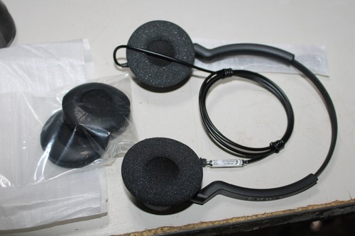Genuine Jabra 2309-820-105  Jabra BIZ 2300 QD Duo - Headset - Picture 1 of 3