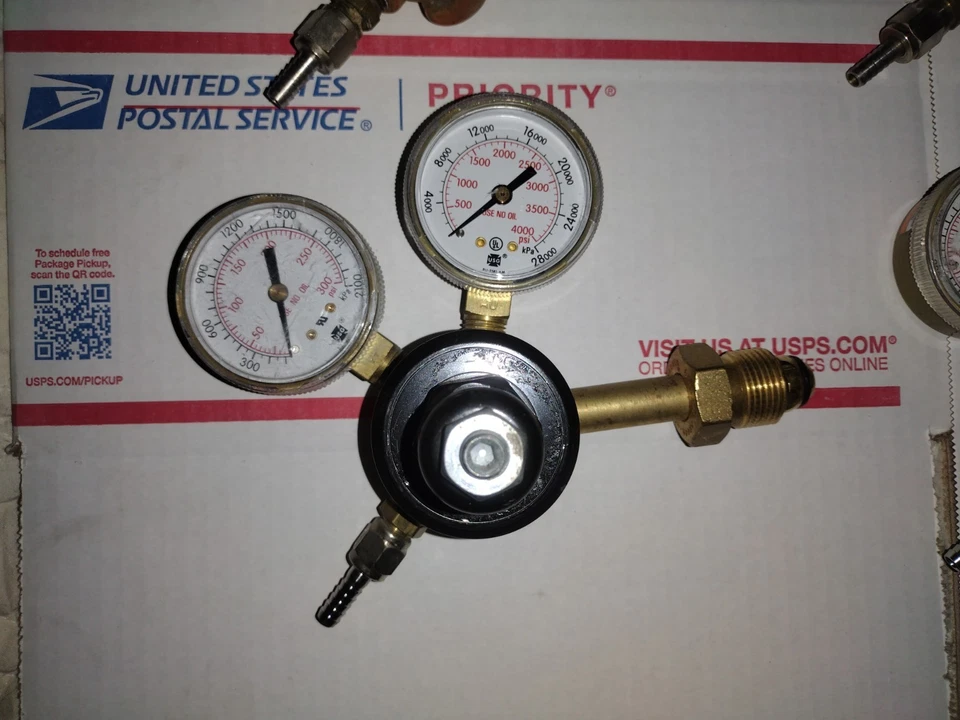 Harris Nitrógeno/Co2 Uso Gas Regulador Soda/Cerveza/Soldadura Paquete de Montaje de Latón 580 Foto 4 de 4