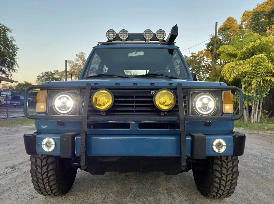 Juego de luces antiniebla/estacionamiento LED HID para Mitsubishi Montero Dodge Raider Pajero Foto 2 de 2