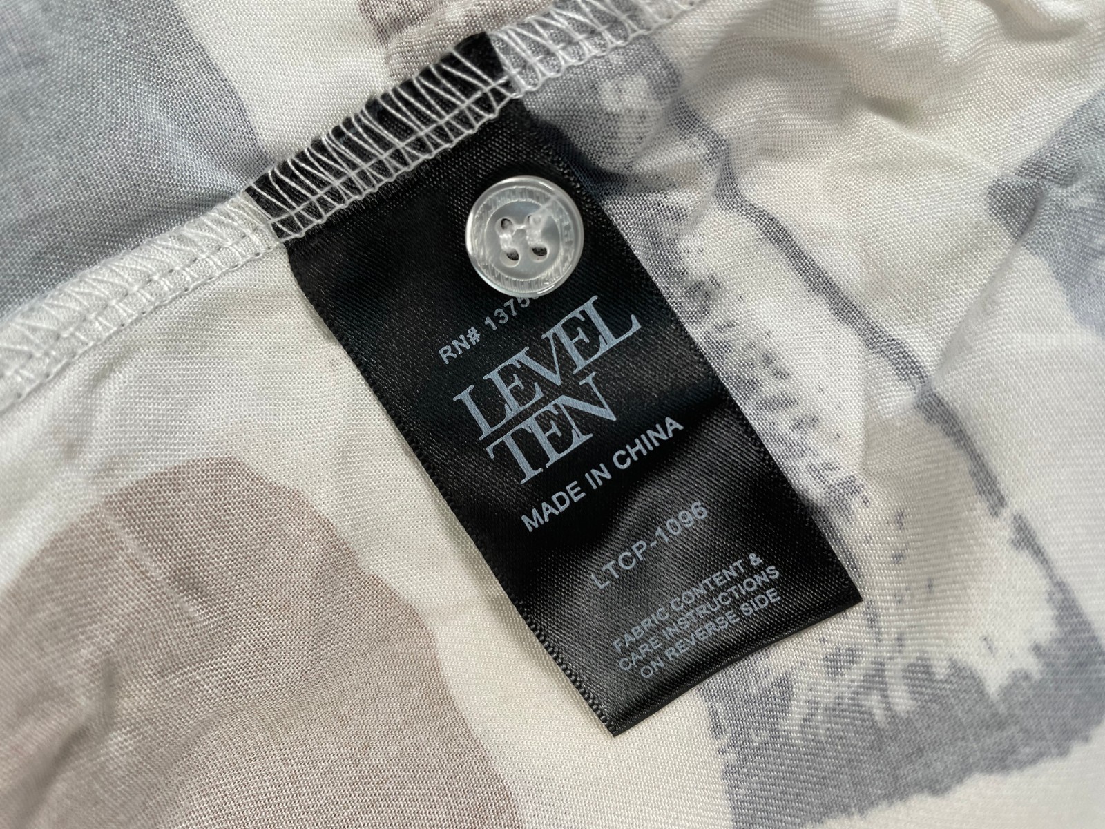 Level Ten Men's Multicolor Button Front Shirt Sho… - image 6