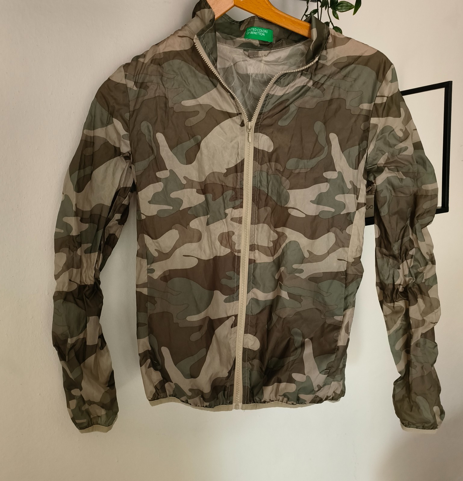 Giacca impermeabile donna Benetton tg.42 fantasia militare
