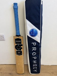 Charlie French Fury 5 Star SH Grade 1 English Willow Cricket Bat.
