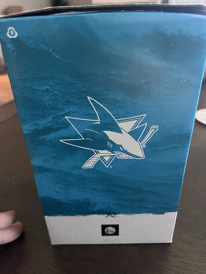 Golden State Warriors Kevin Durant Bobblehead San Jose Sharks Edition SGA Foto 4 de 4