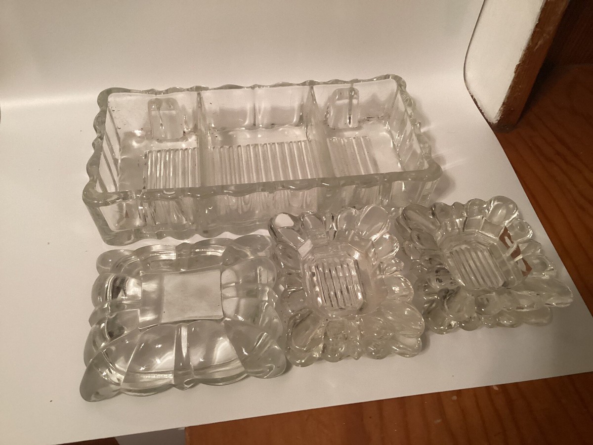 VTG Glass Smoke set 1930's 4 Ashtrays & Cigarette Holder w/ Lid Heisey Style