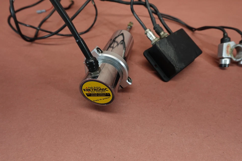 Система переключения передач 00-06 Harley Davidson Heritage Softail FLSTCI с кнопками - Изображение 4 из 4