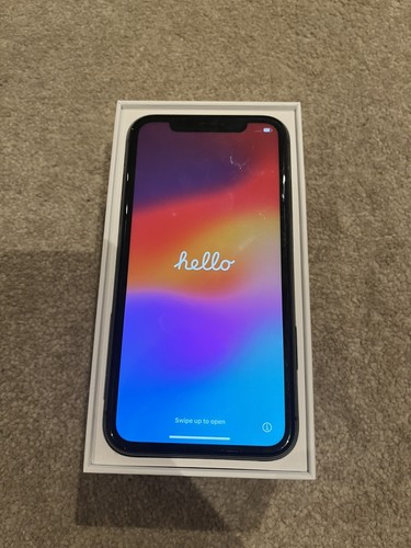 Apple iPhone 11 64 Go débloqué noir - Excellent état, avec boite et chargeur - Photo 12 sur 13