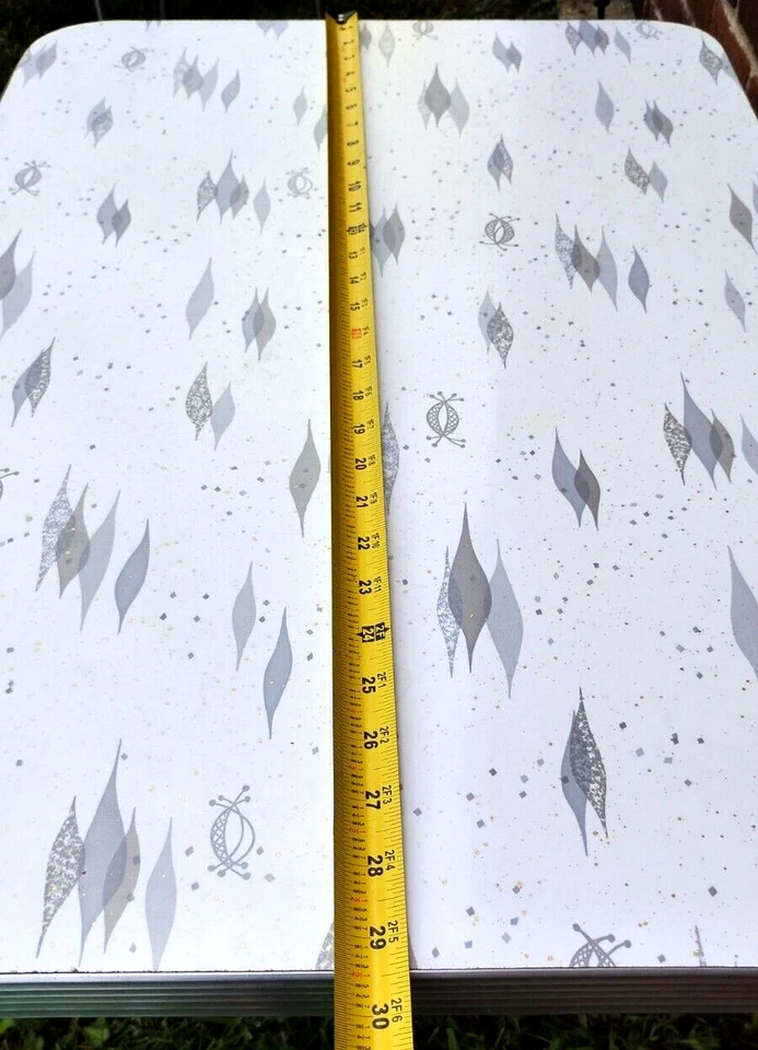 Детский обеденный стол/стулья 1960-х Chrome & Formica 19x30 дюймов MCM Atomic ретро  - Изображение 4 из 4