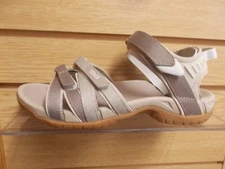 WOMEN'S TEVA TIRRA SANDAL FOR WATER OR WALKING TAN (NLMT) NEW MULTIPLE SIZES 