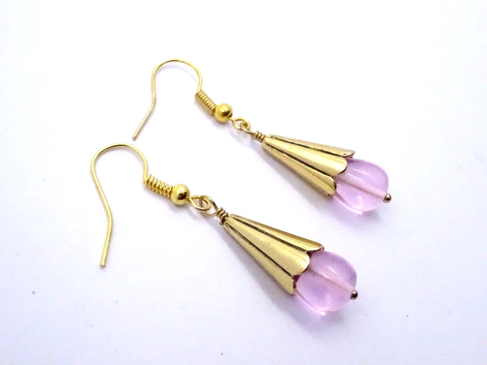 Pilgrim Damen Ohrhänger 16 Karat vergoldet 45 mm rosa Kristall Trendig & Chic - Bild 2 von 3