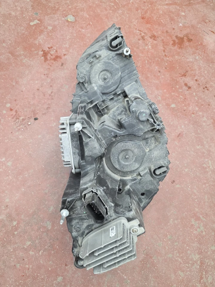 Faro izquierdo Freightliner Cascadia Pt. A66-01405-004 Foto 3 de 4