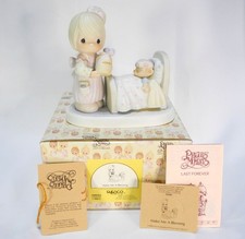 Precious Moments Figurine -Make Me A Blessing- 100102 Collection Porcelain New