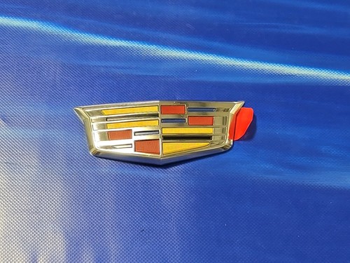 Cadillac Emblem - Foto 2 di 4